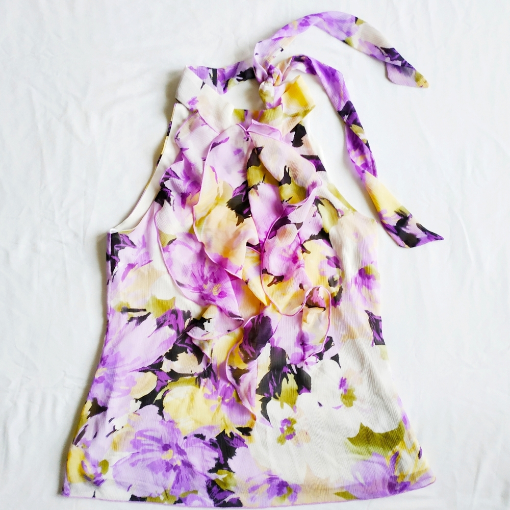 A BYER Floral Blouse with Bowtie Nek